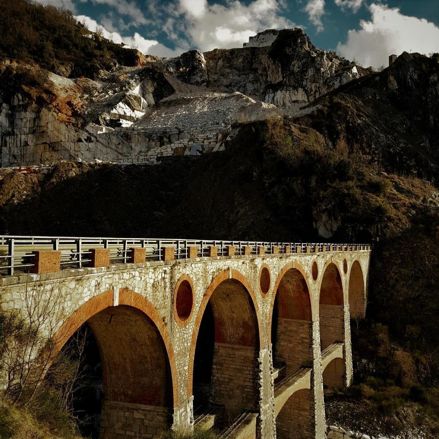 Monti Guesthouse Monti di Licciana Nardi Εξωτερικό φωτογραφία