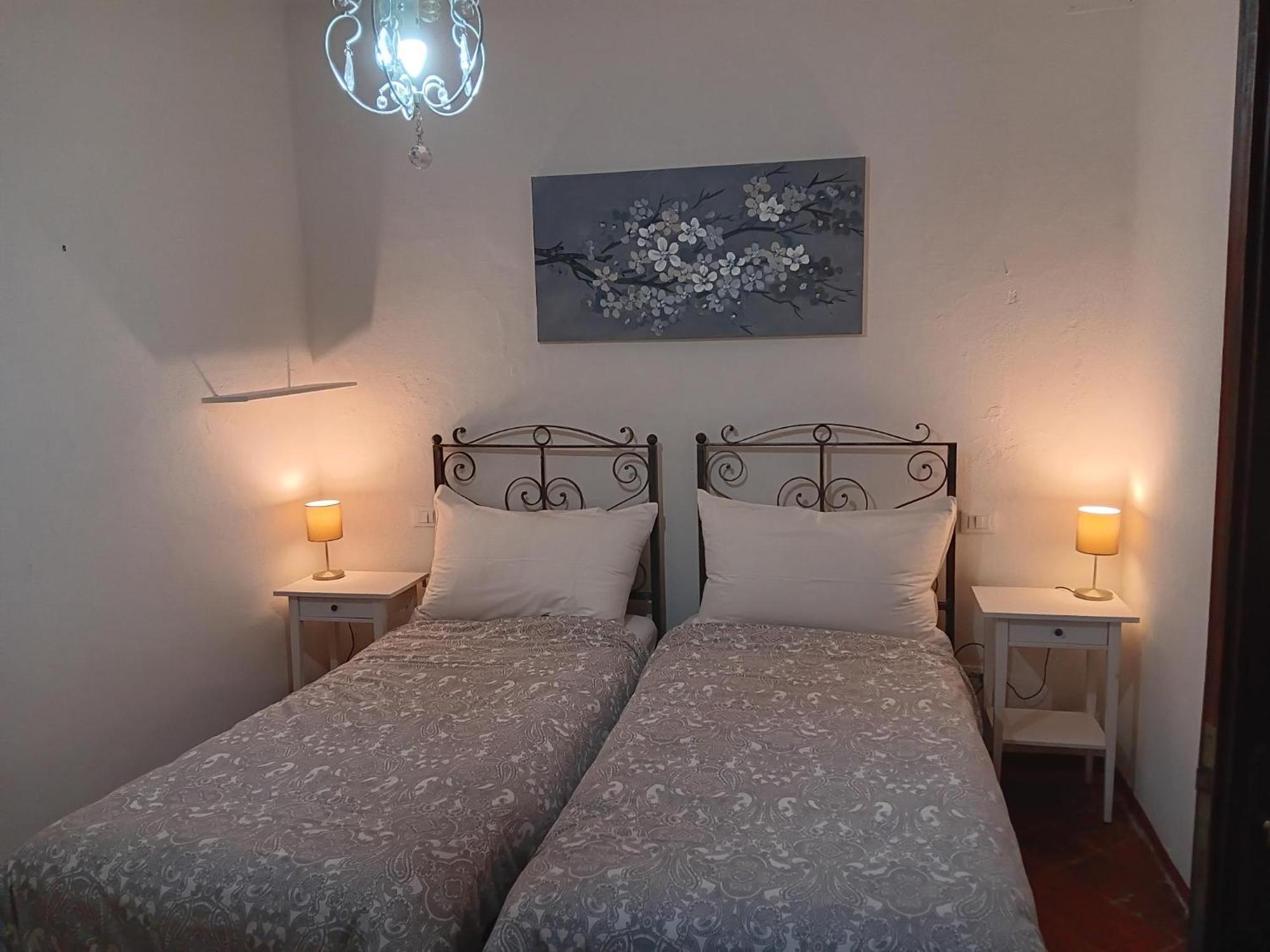 Monti Guesthouse Monti di Licciana Nardi Εξωτερικό φωτογραφία