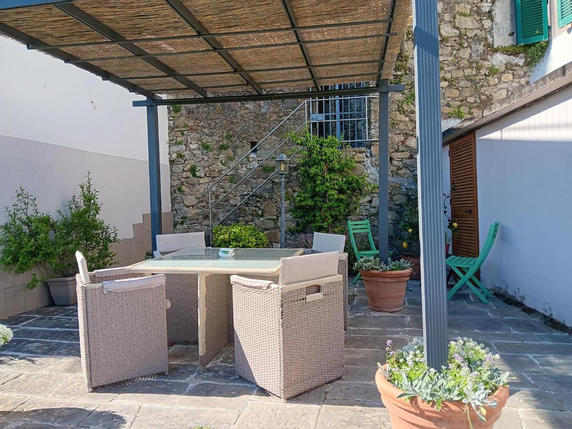 Monti Guesthouse Monti di Licciana Nardi Εξωτερικό φωτογραφία