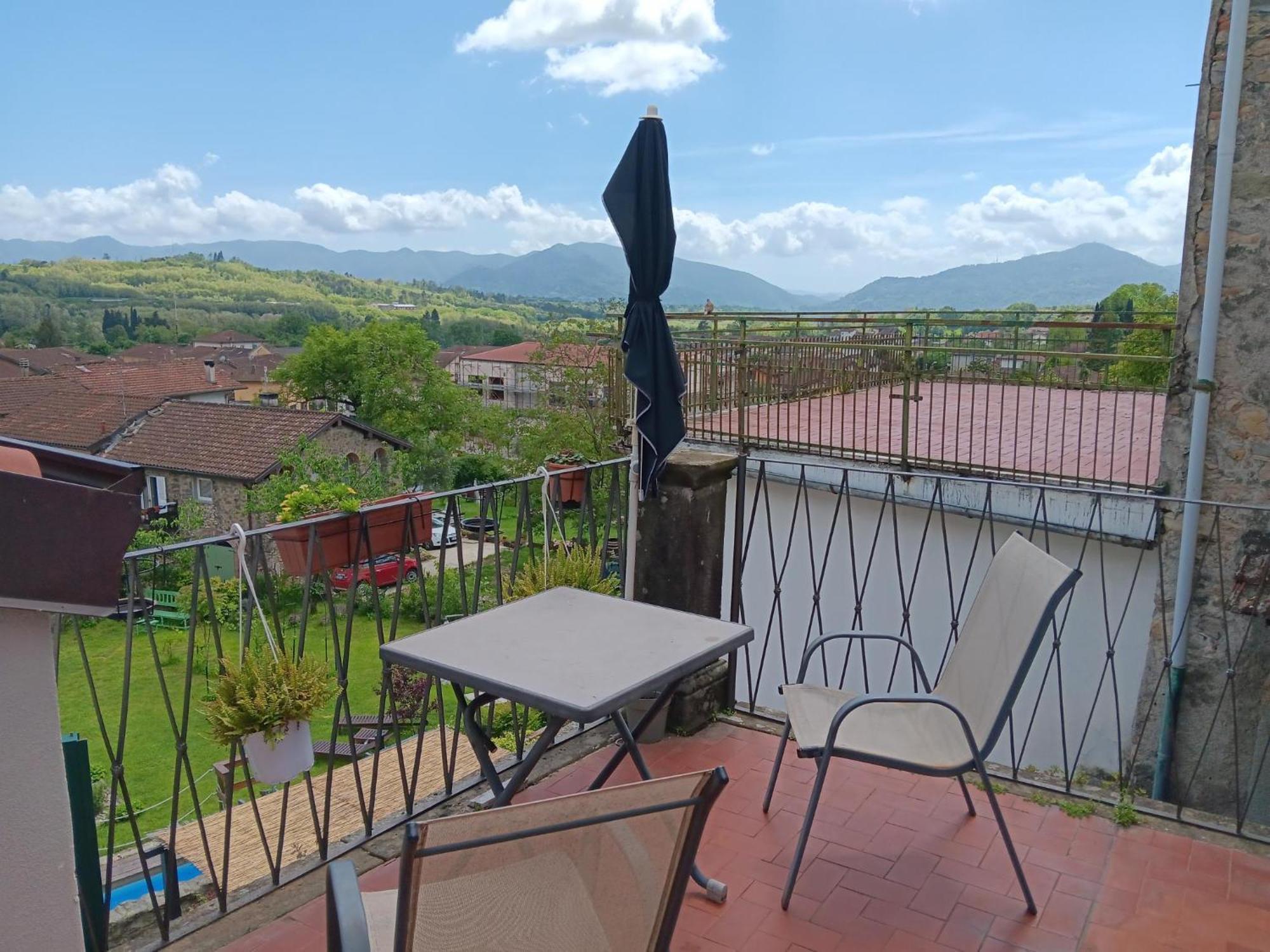 Monti Guesthouse Monti di Licciana Nardi Δωμάτιο φωτογραφία